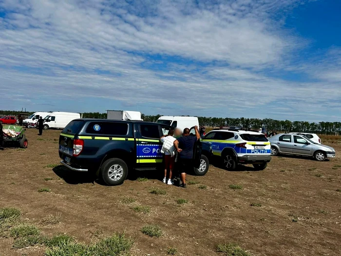 Polițiștii au verificat și amendat mai mulți proprietari de cai FOTO: IPJ Olt