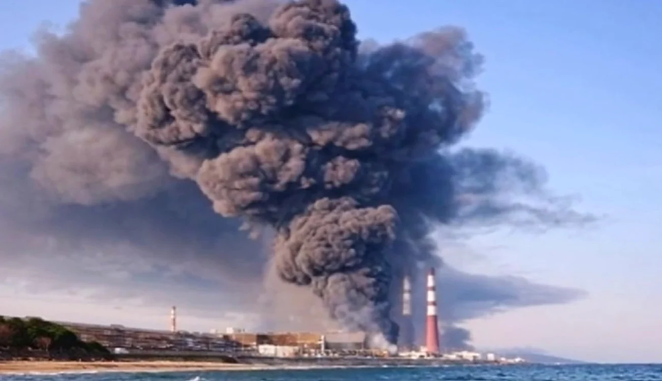 Incendiu la rafinaria din Tuapse FOTO Captură