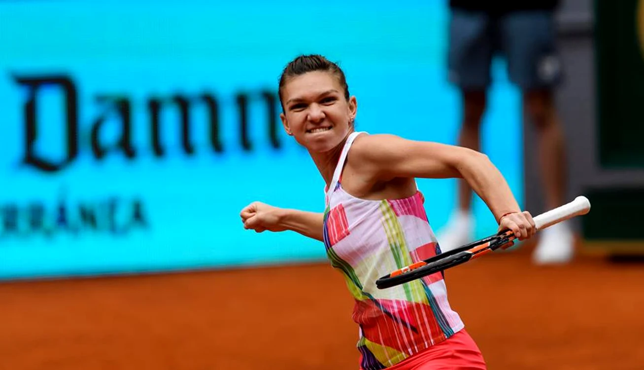 
    Simona Halep s-a calificat în semifinalele turneului din Canada atât la simplu, cât și la dublu  
