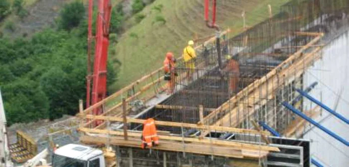 În România, criza se va prelungi până în 2010