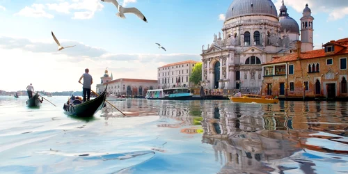 Bazilica Santa Maria della Salute din Veneţia FOTO SHUTTERSTOCK