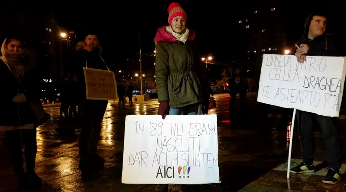 Doar 60 de oameni au protestat luni, la Zalău FOTO Adina Nedişan