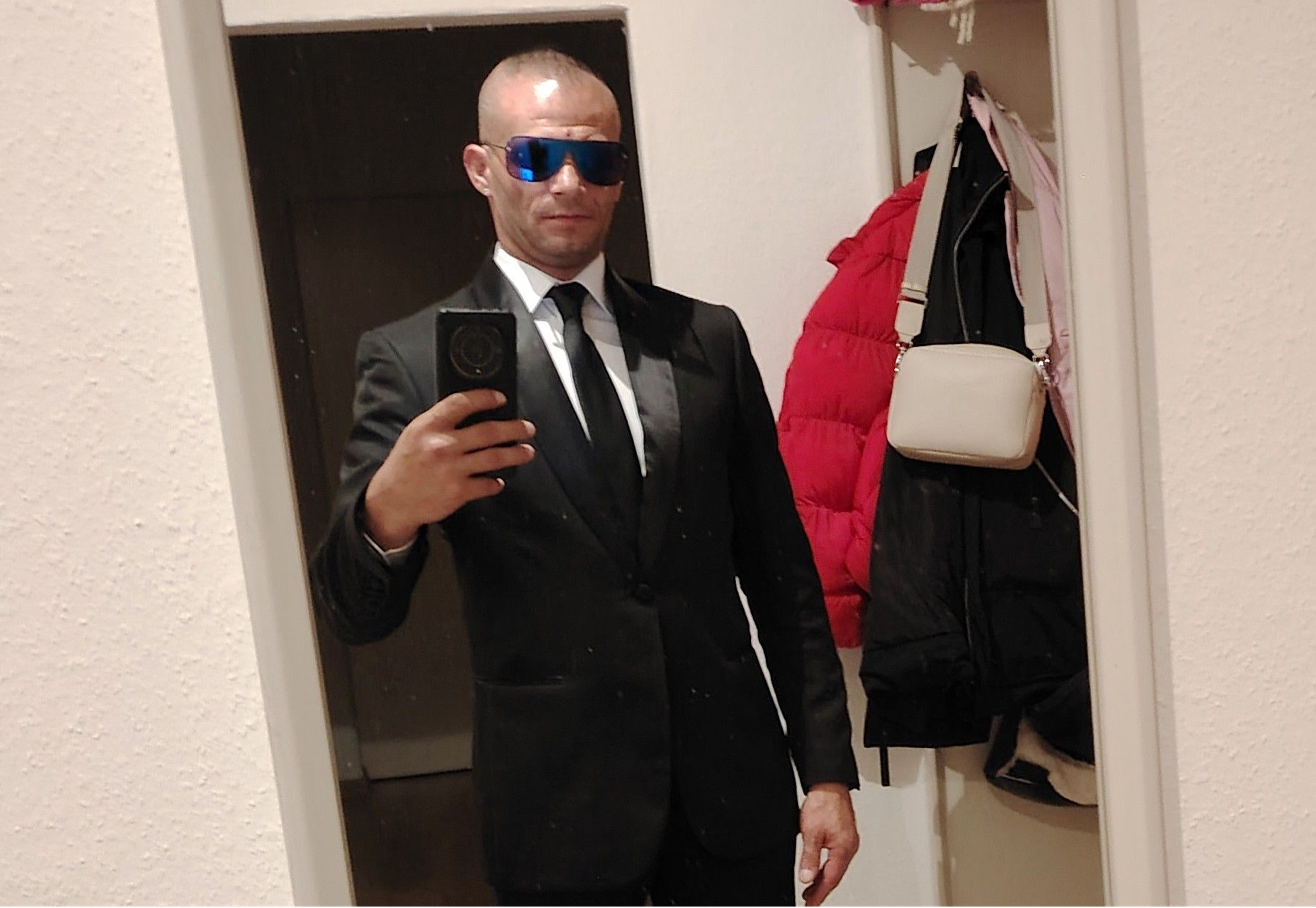 barbat seif jpg