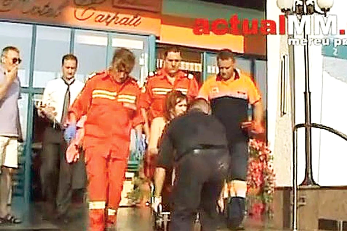 După ce au primit îngrijiri  medicale, oamenii au fost  lăsaţi să plece acasă (Fotografii: puterea / actualmm.ro )