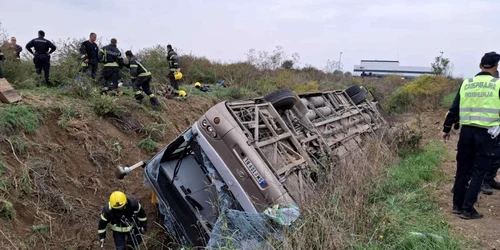 accident autobuz serbia jpg