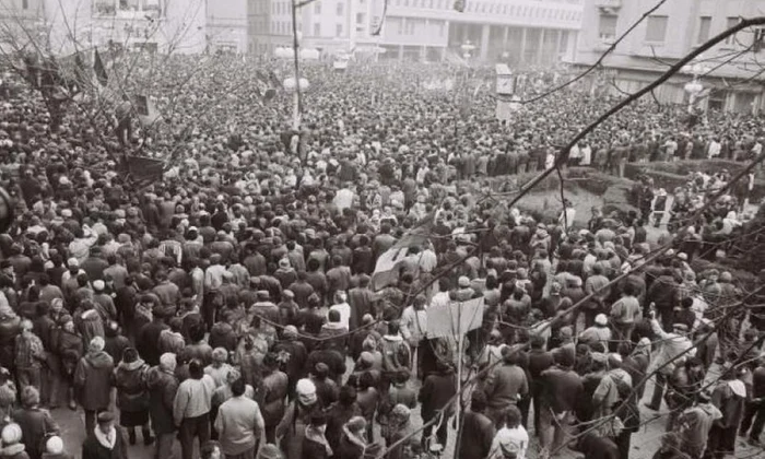21 decembrie 1989   Se pregătea un război civil la Timişoara: Operaţiunea Tunetul şi Fulgerul şi mineriada zero cu oltenii jpeg