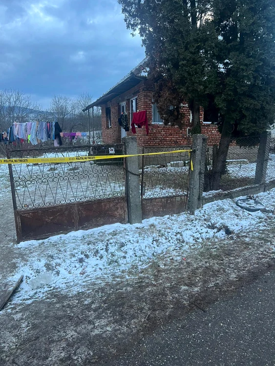 Din toată casa nu a ars decât camera unde stăteau surorile