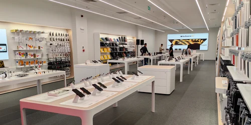 Magazin iSTYLE din Mall Băneasa Shopping City după reamanajare FOTO Adrian Pogîngeanu (1) jpg