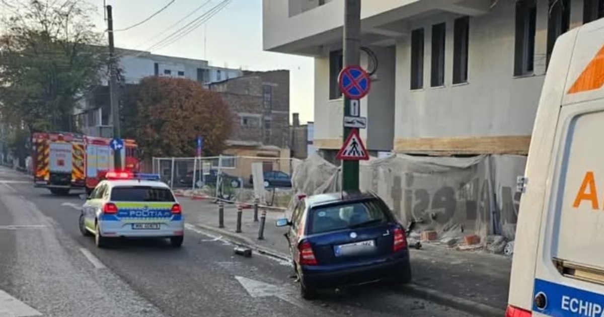 Un polițist băut a cauzat un accident rutier cu două persoane rănite.