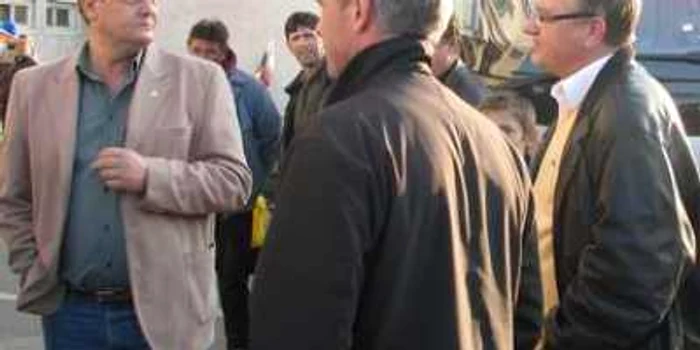 Târgu-Jiu: Condescu nu se teme de ameninţările lui Sandu