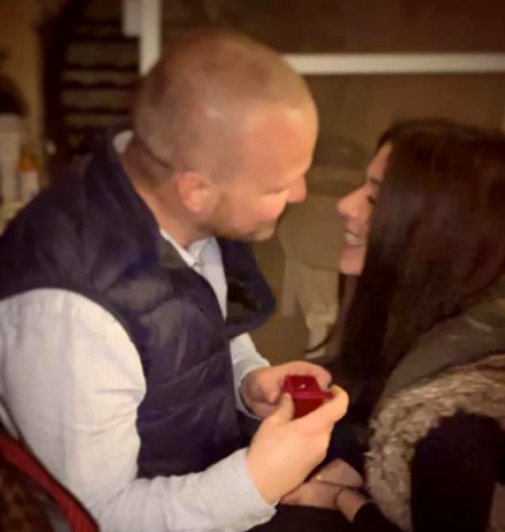 Radu a cerut-o în căsătorie pe Diana, după doar un an de relație 