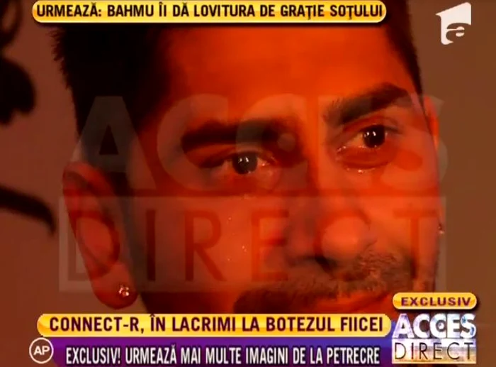Connect-R, cu lacrimi în ochi la petrecerea de după botezul fetiţei. (captură Antena 1)