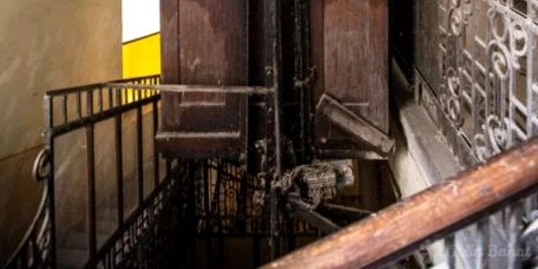 Cel mai vechi lift din Timişoara FOTO Prinbanat.ro