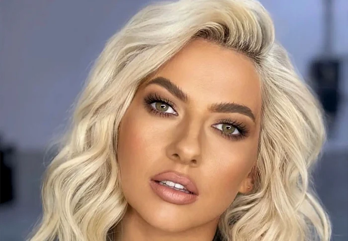 Lidia Buble a apărut după două săptămâni de absență și și-a schimbat complet look-ul