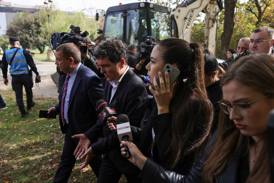 De la ce a pornit uriașul scandal dintre Nicușor Dan și Daniel Băluță. Pericolul din Piața Unirii. Ordinul dat de Ciolacu