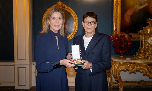 Stephanie și Caroline de Monaco jpg