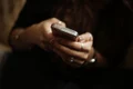 Samsung sau iPhone Iată ce telefon ți se potrivește mai bine în funcție de nevoile tale de zi cu zi! jpeg
