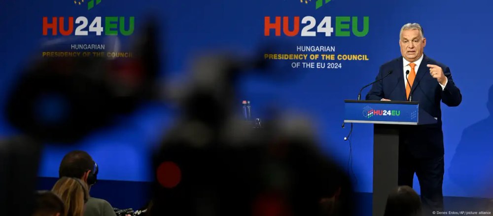 Ungaria: Vrea Orban să părăsească Europa?