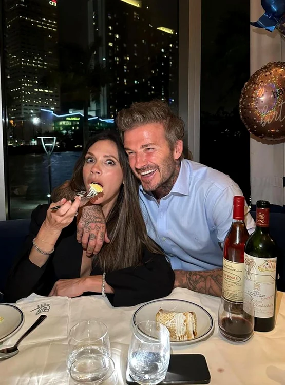 Victoria și Beckham Screenshot 2023 04 19 at 19 45 16 png