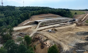 Autostrada cu tuneluri  Foto Daniel Guță ADEVĂRUL (3) JPG