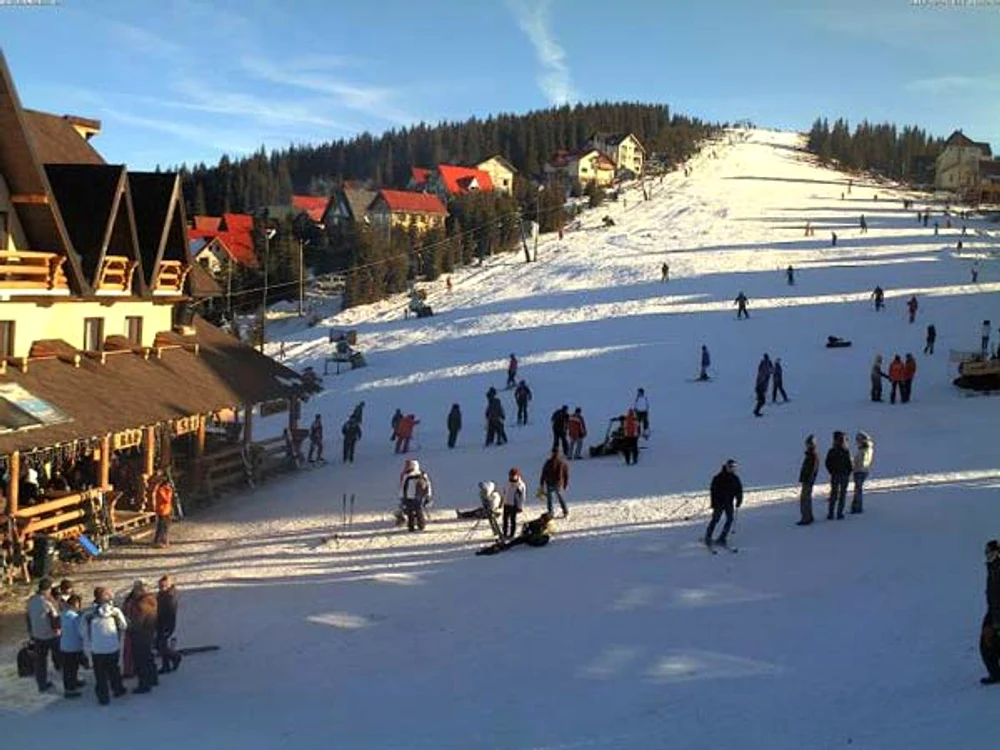 
     În zonele montane se anunță vreme închisă tot weekendul  