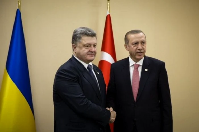 Preşedintele ucrainena Petro Poroşenko şi omologul său turc, Recept Erdogan