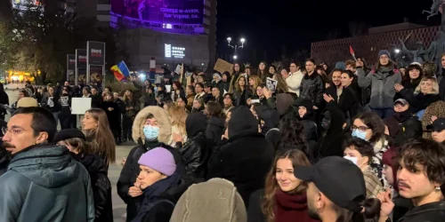 Protest al studentilor din bucuresti in fata TNB FOTO Edupedu.ro