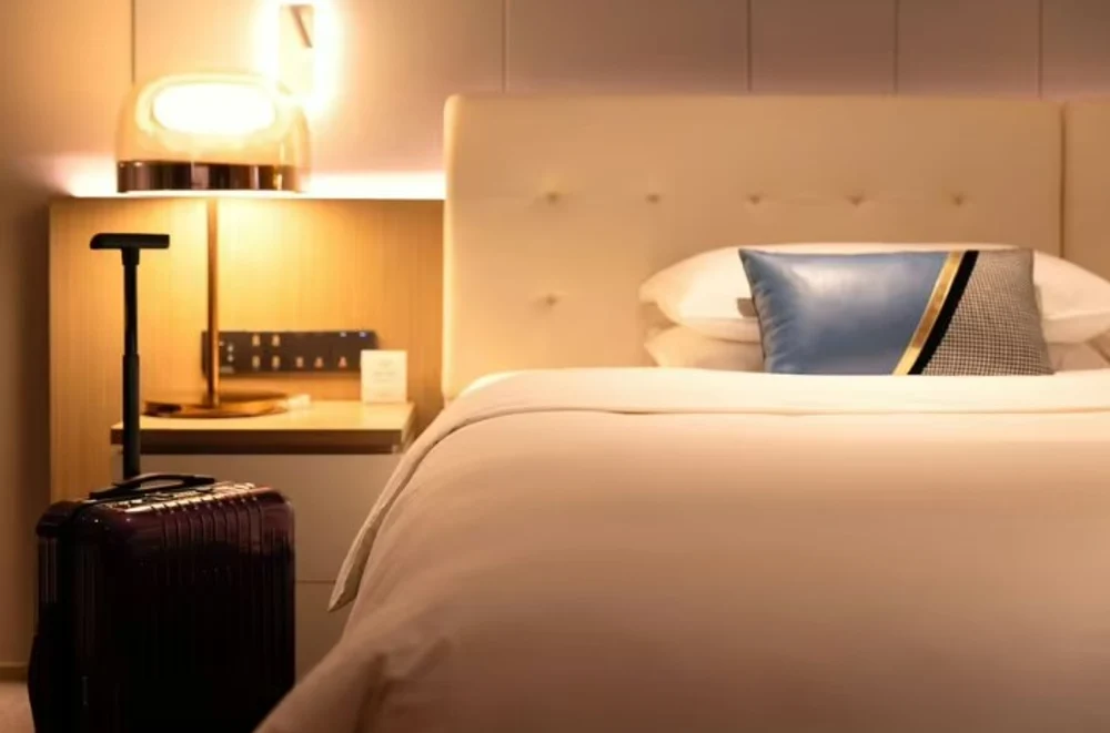 Orașul european cu cele mai scumpe hoteluri din lume și camere de mărimea unui loc de parcare. „Cererea este uriașă”