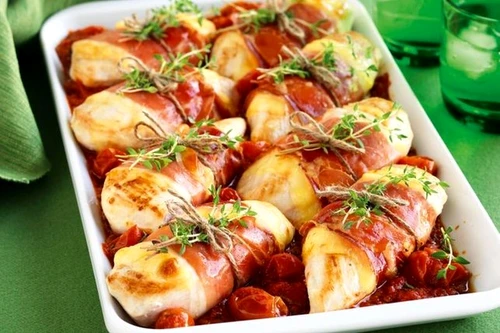 Piept de pui invelit in prosciutto jpeg