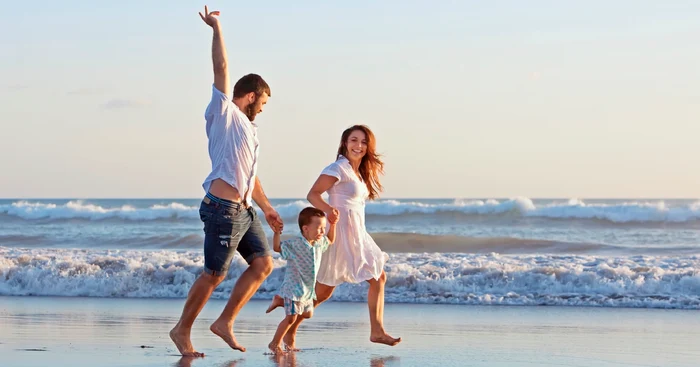 Femeile sunt cele care stabilesc unde merg în vacanță cu familiaFoto: Qbebe.ro