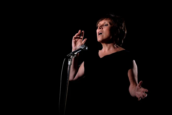 
    Solista trupei belgiene Vaya con Dios se numește Dani Klein și are 61 de aniFoto Click!  