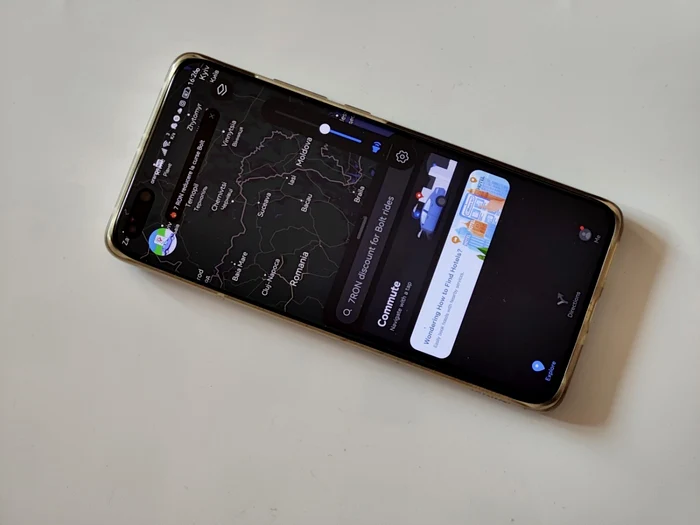 Smartphone Huawei cu Bolt in PetalMaps.