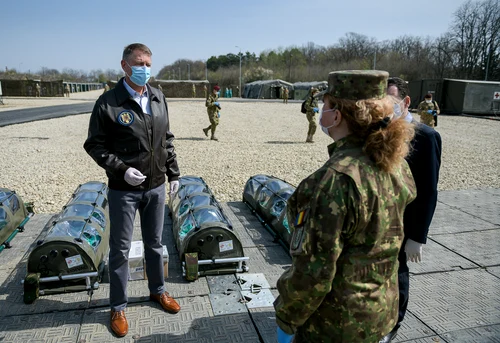 2 klaus iohannis inspectie spital de campanie militar criza coronavirus 3 jpg jpeg