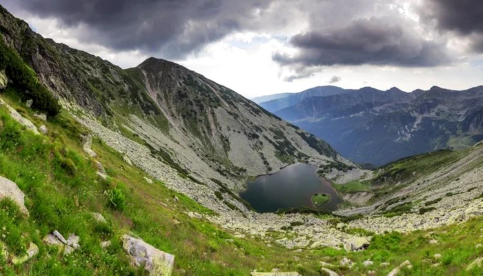 lacurile glaciare din Retezat foto marius turc si lucian ignat