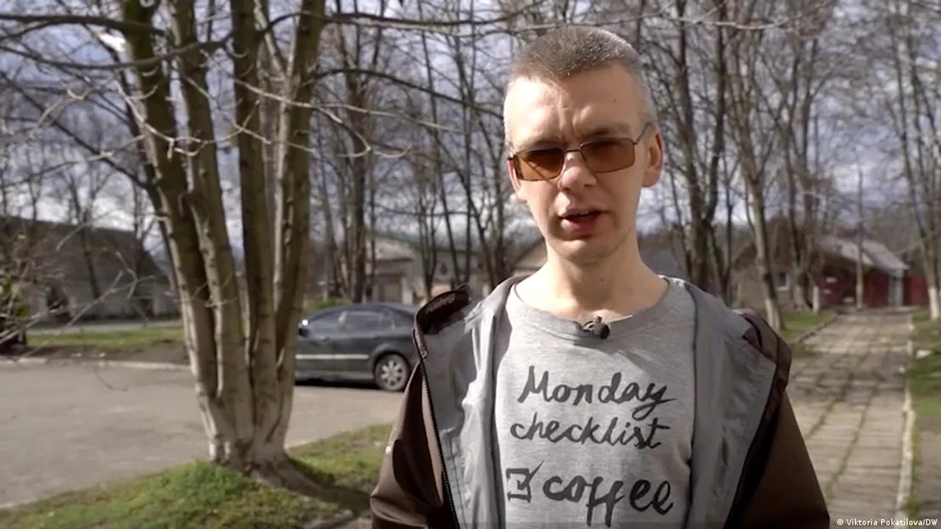 Serhii a relatat despre uciderea tatălui său, Oleksandr Iaremici (Imagine: Viktoria Pokatilova/DW)