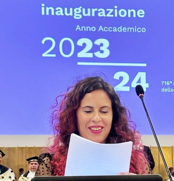 O româncă a fost aleasă în premieră să țină un discurs la deschiderea oficială a anului la Universitatea Perugia
