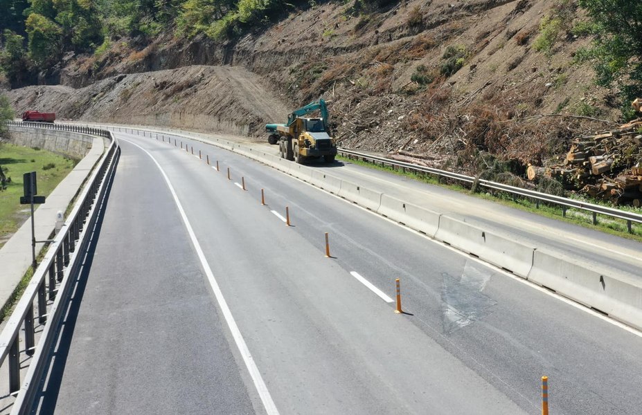  Circulația rutieră pe Valea Oltului s-a deschis cu două zile mai devreme decât era planificat VIDEO