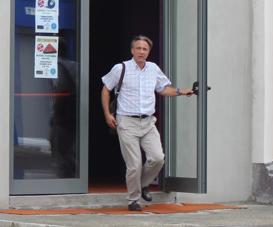 Marius Ancuța merge zilnic în Regie, unde și-a deschis recent un club de biliard