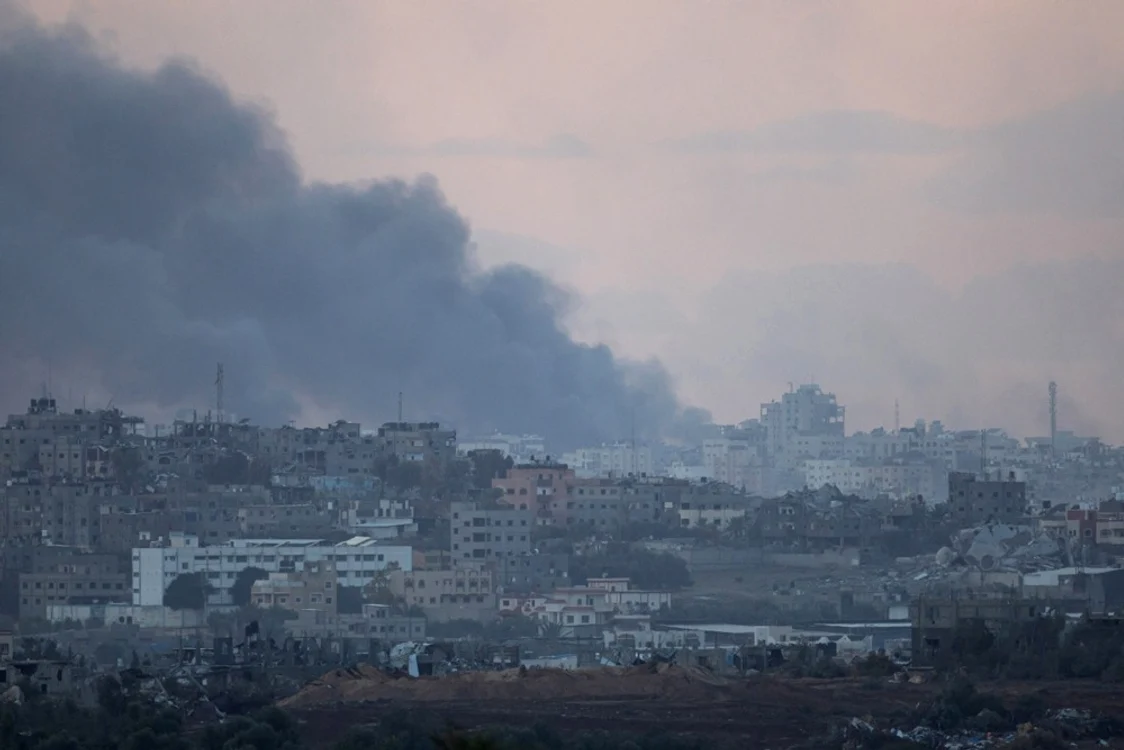 Explozii în nordul Gaza în timpul pauzei temporare a ostilităților FOTO EPA-EFE