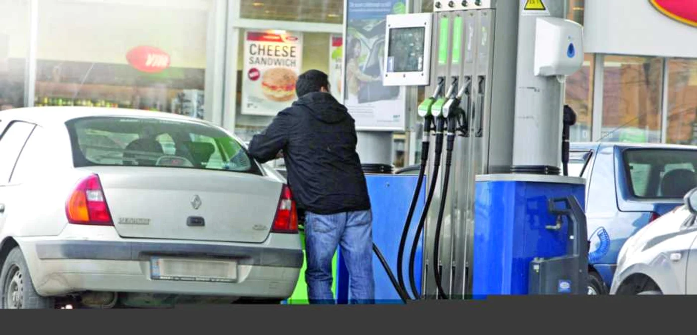 România are aproximativ 2.000 de benzinării, din care 1.400 sunt ale marilor grupuri petroliere, în vreme ce benzinarii particulari adună circa 600 de staţii. Paul Pop vrea să îi unească asemănător unei francize