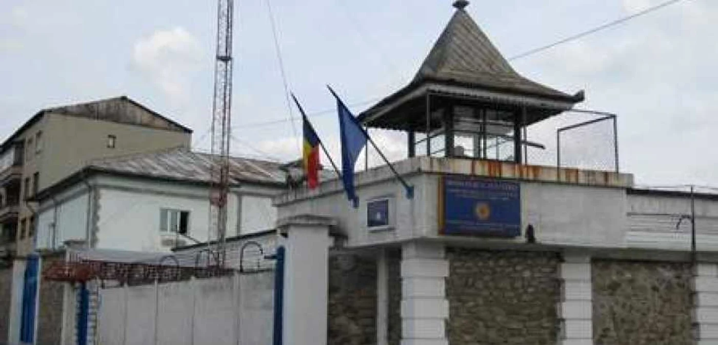 Cărbuneşteanul a fost încarcerat de poliţişti