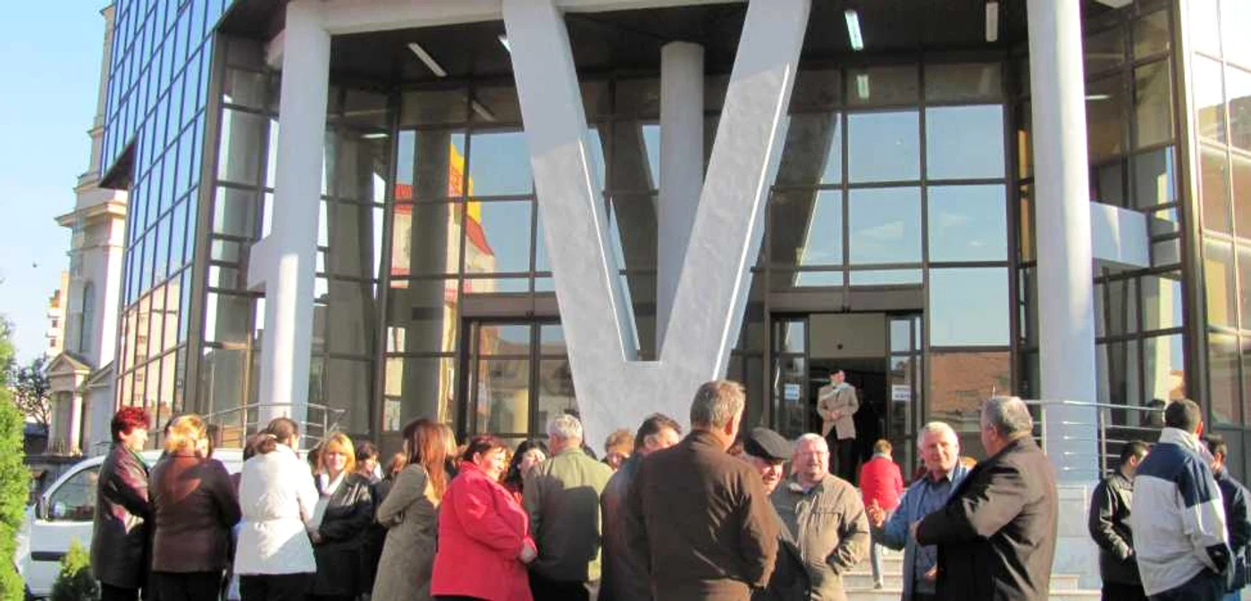 Finanţiştii sălăjeni sunt pregătiţi de grevă