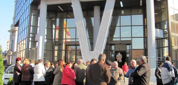 Finanţiştii sălăjeni sunt pregătiţi de grevă