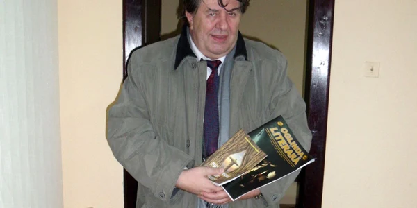 Gheorghe Neagu administrează revista „Oglinda Literară” 