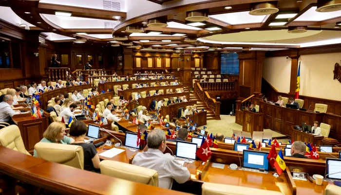 Proiectul a fost votat în prima lectură de Parlament. FOTO: Multimedia.parlament.md