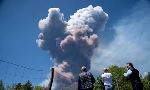 Etna   vulcan a erupt  2 iunie 2025  Foto Reuters (3) JPG