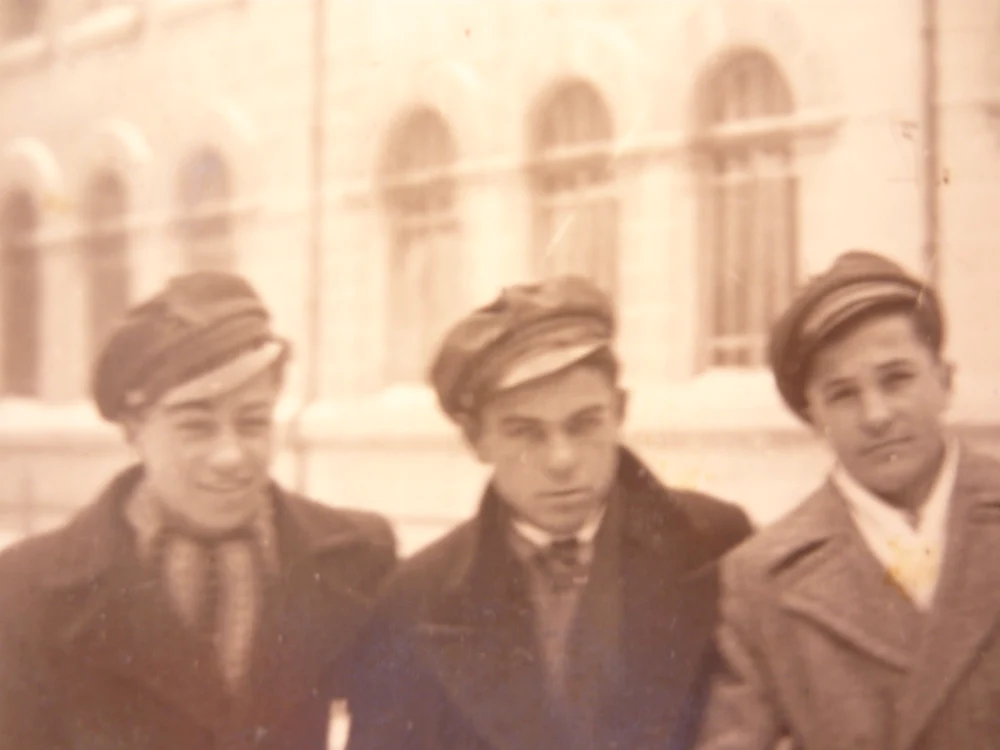 Licean la Mircea acum 70 de ani 