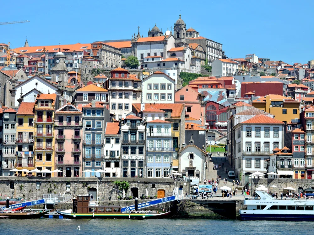Orașul Porto este o destinație ideală pentru un city break de toamnă