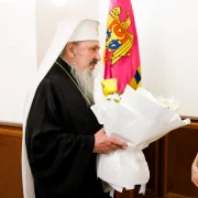 ÎPS PETRU FOTO basilica webp