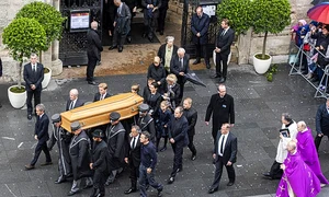 lauda niki inmormantare h 55233109m jpeg